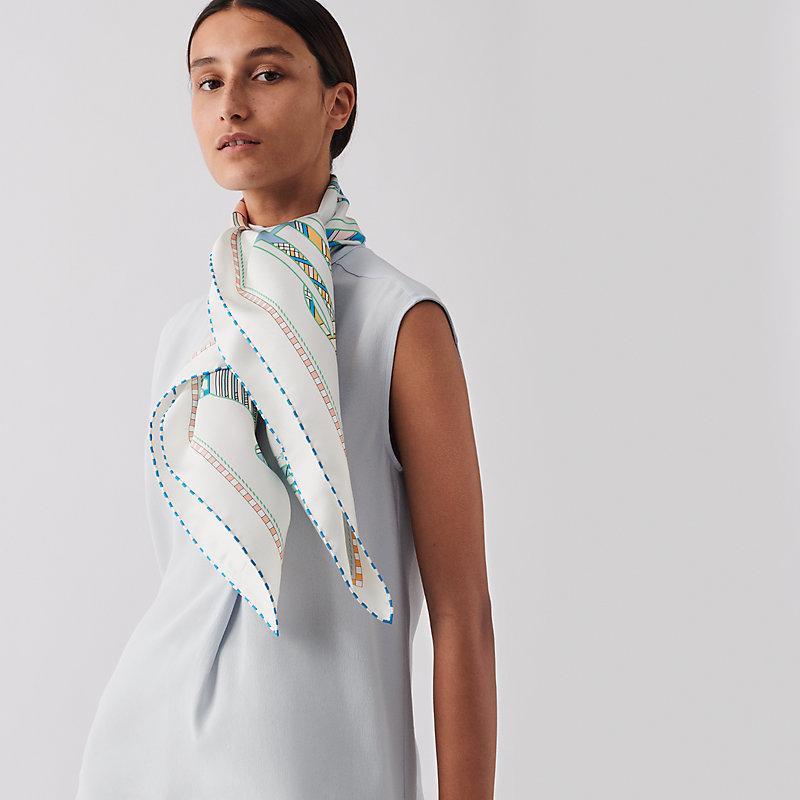 Tatersale en Zigzag double face scarf 90 | Hermès Hong Kong SAR